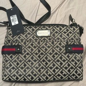 Tommy Hilfiger crossbody